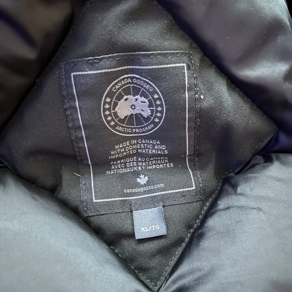 XL black Canada Goose parka - Picture 2 of 7
